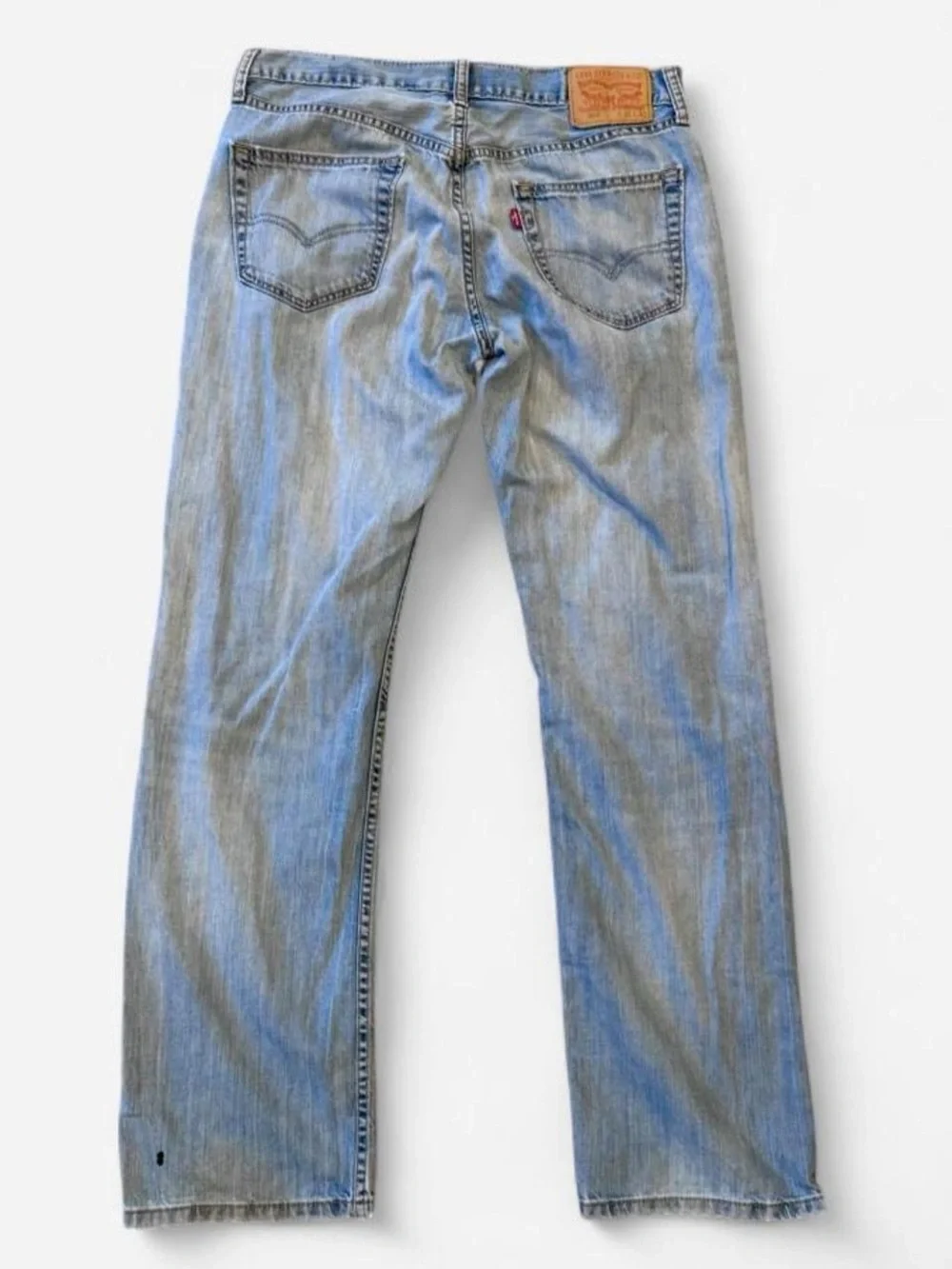 Levi’s 559 Distressed Light Wash Relaxed Straight Jeans 31x32